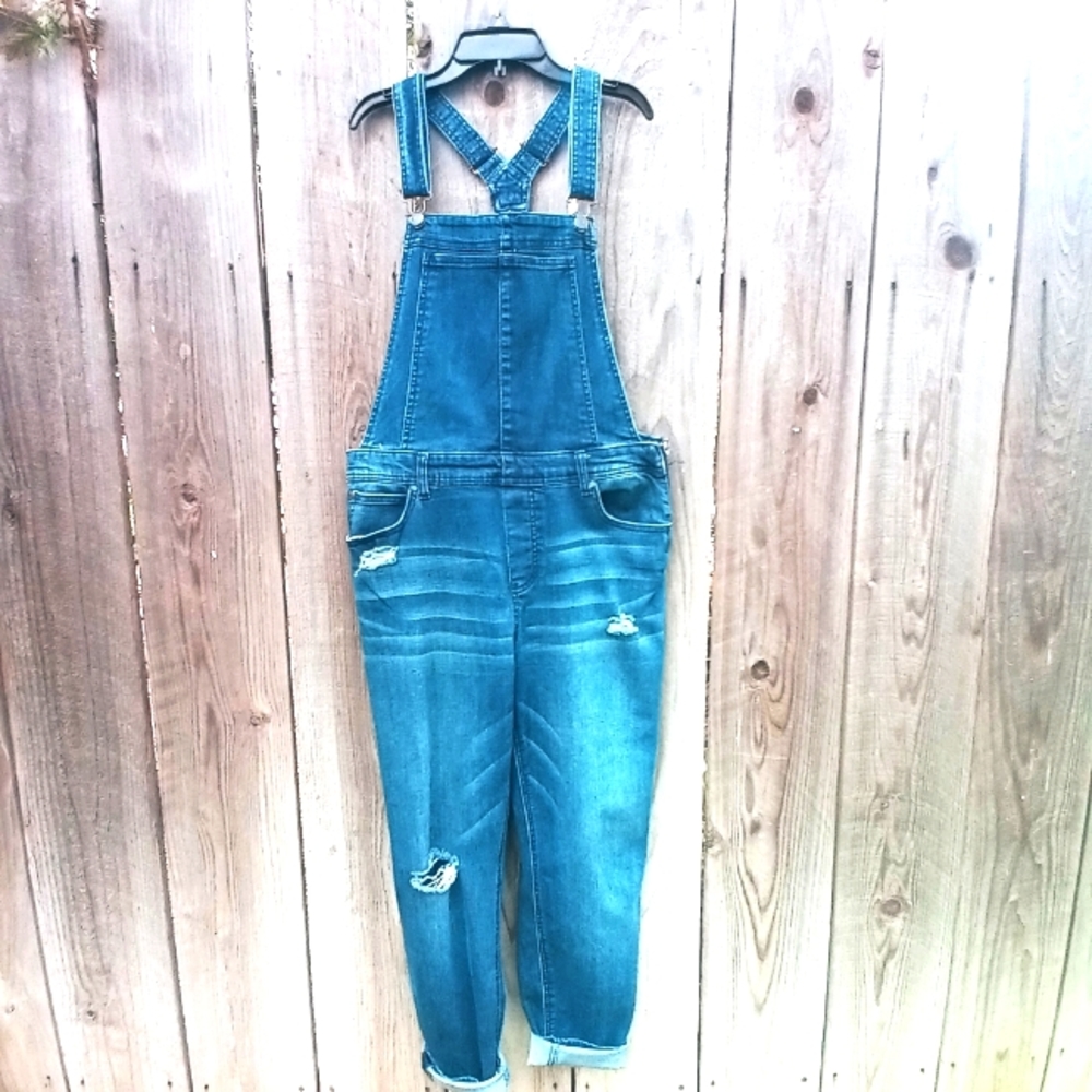 Celebrity Pink Distressed Denim Overalls Junior 13/31 Blue Adjustable Straps
